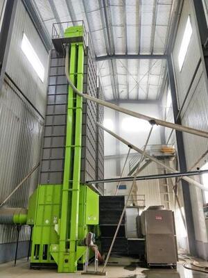 Bon prix Machine de séchage des grains à moteur à biomasse 20 tonnes / lot Machine de séchage des grains mécanique en ligne