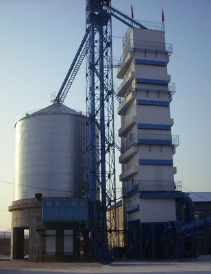 Bon prix 200 tonnes de type continu de stockage cru de Paddy Dryer Tower For Grain en ligne